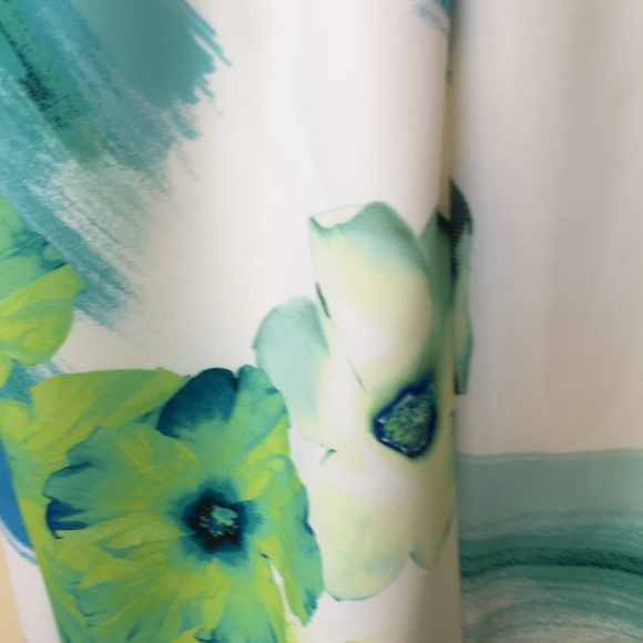 Calvin Klein Beautiful Dress - Picture 8 of 8